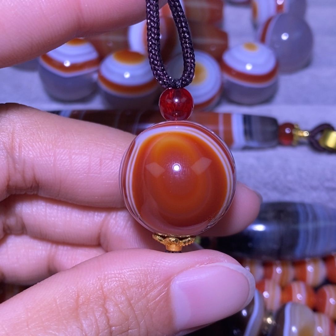 玛瑙/玉髓未镶嵌颈饰