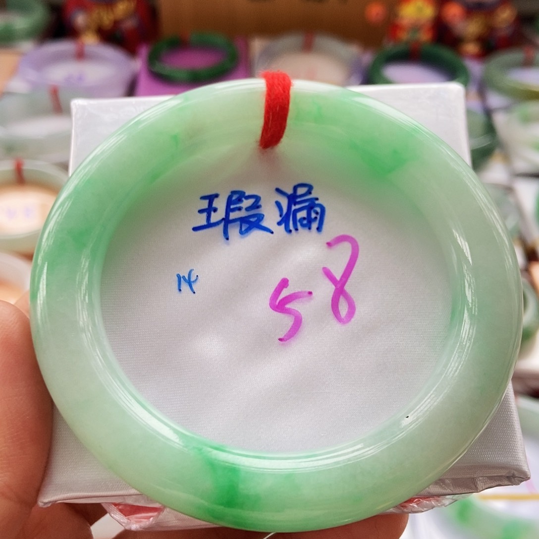 翡翠未镶嵌手镯4绿底翠4