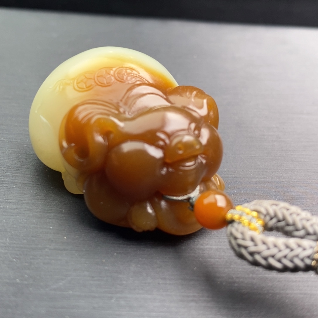 吊坠(不含链)未镶嵌和田玉（糖玉）