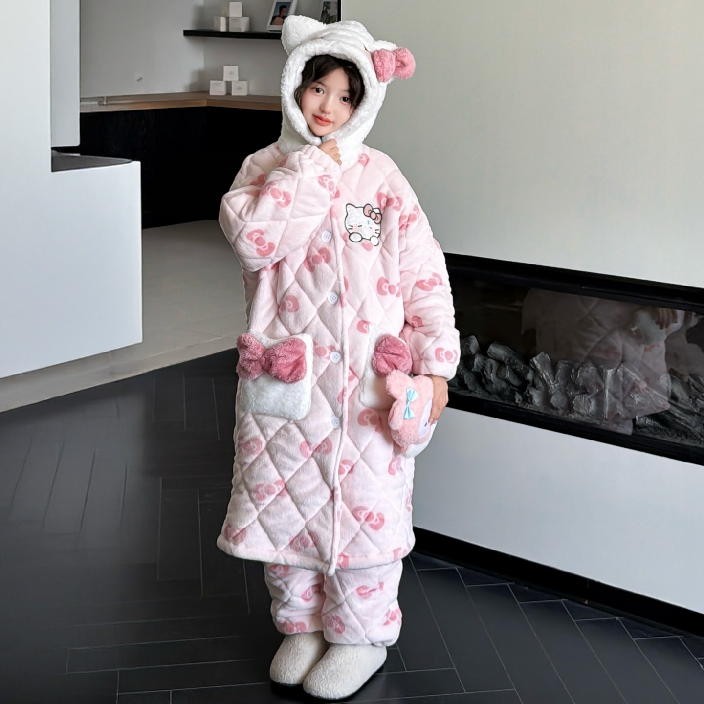 女童睡衣新款冬加厚初中生三层夹棉家居服儿童珊瑚绒长款睡袍套装