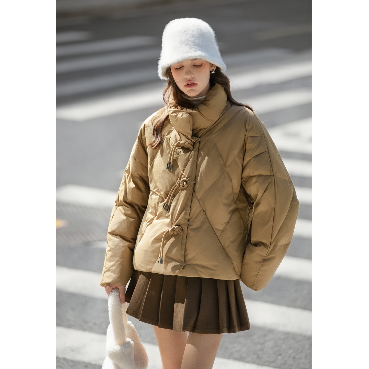 TONLION唐狮冬季女立领新中式短款羽绒外套菱格设计感简约风减龄