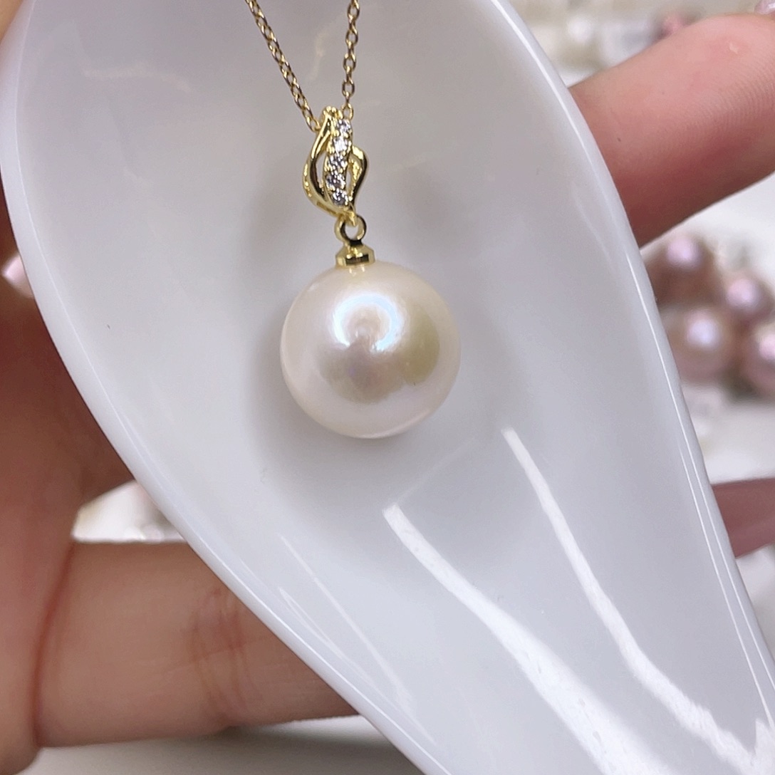 淡水珍珠未镶嵌吊坠(赠链)