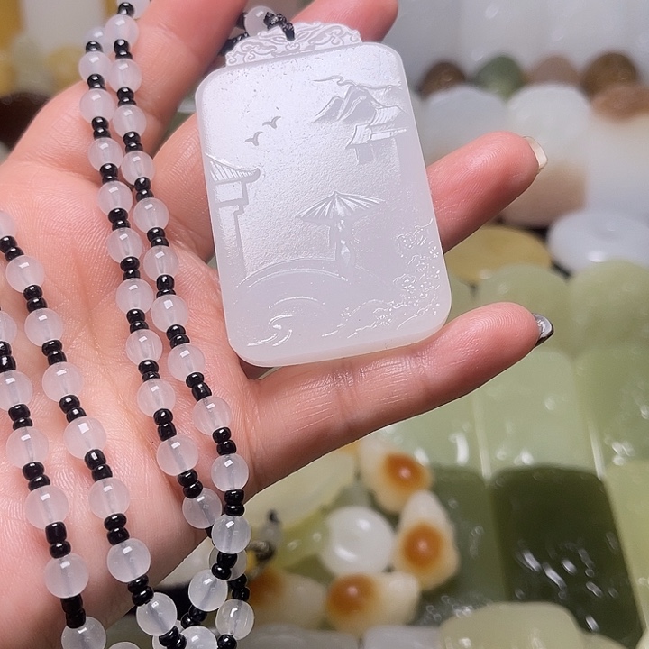 和田玉未镶嵌颈饰