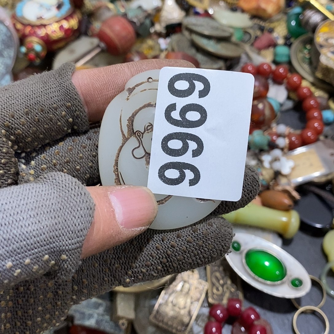 石***哥光明的未来是一9969