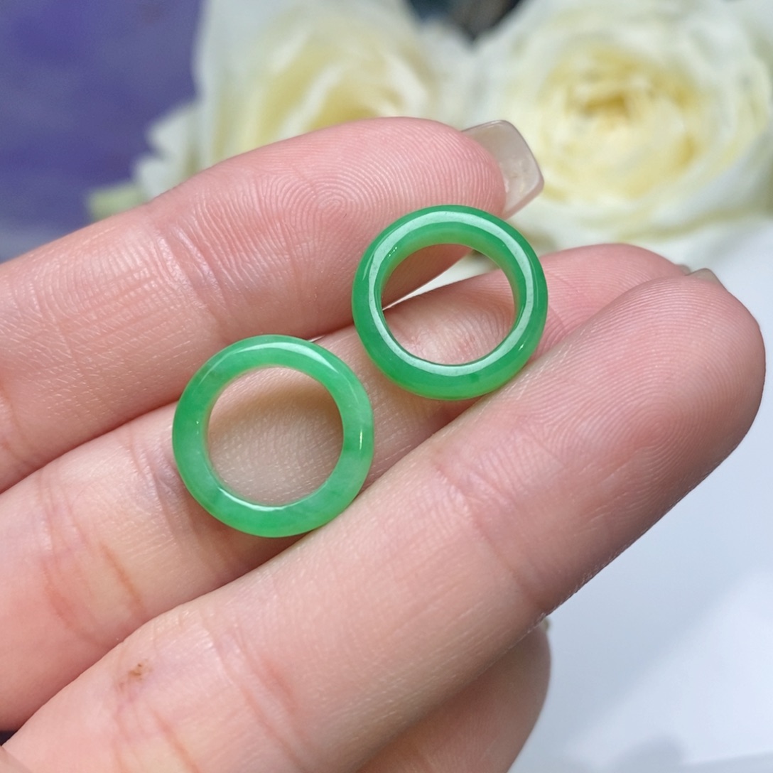 翡翠未镶嵌耳饰圈圈