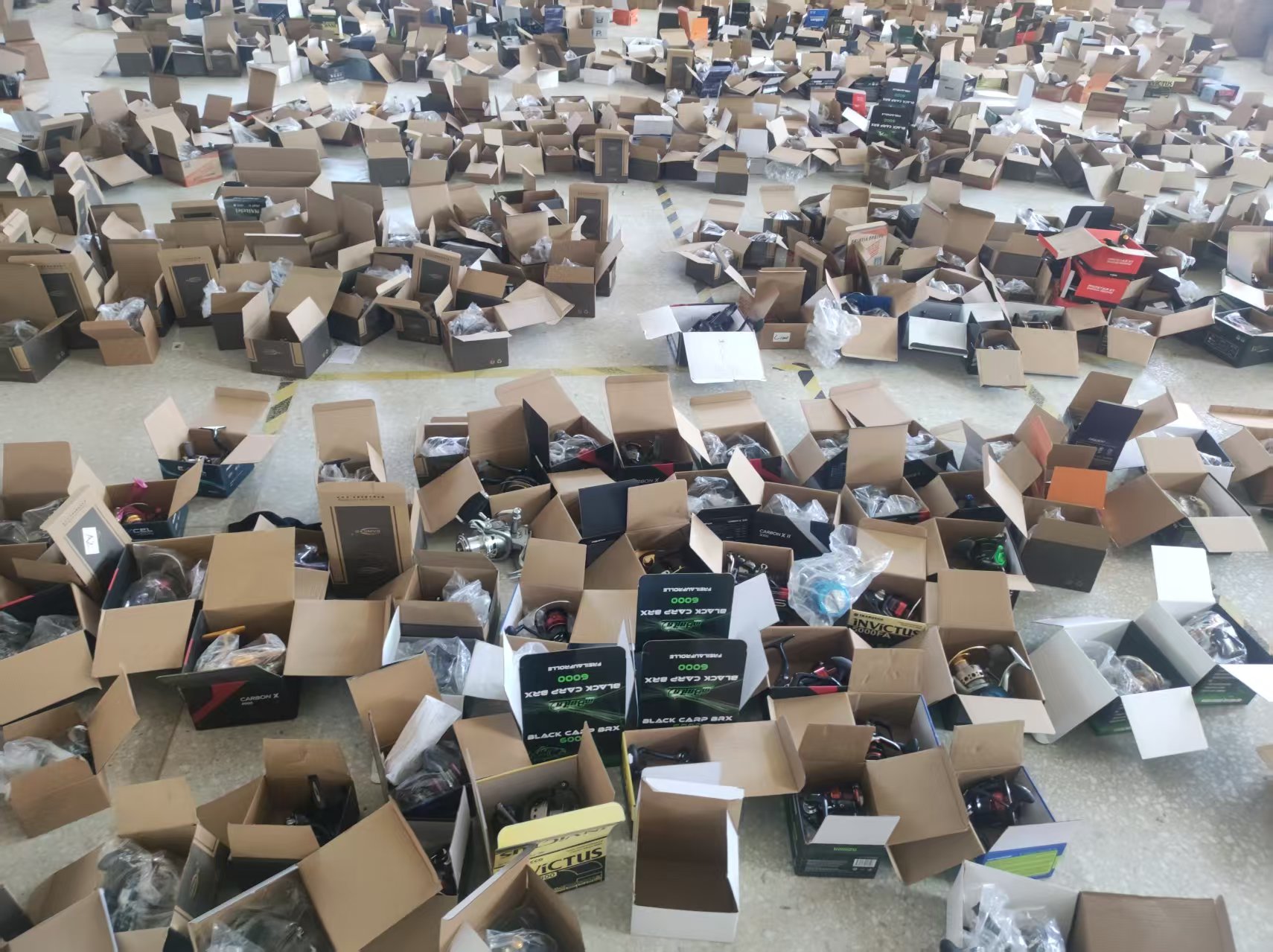 品牌通用轮子链接山东威海工厂尾单（以主播讲解为主默认微瑕）