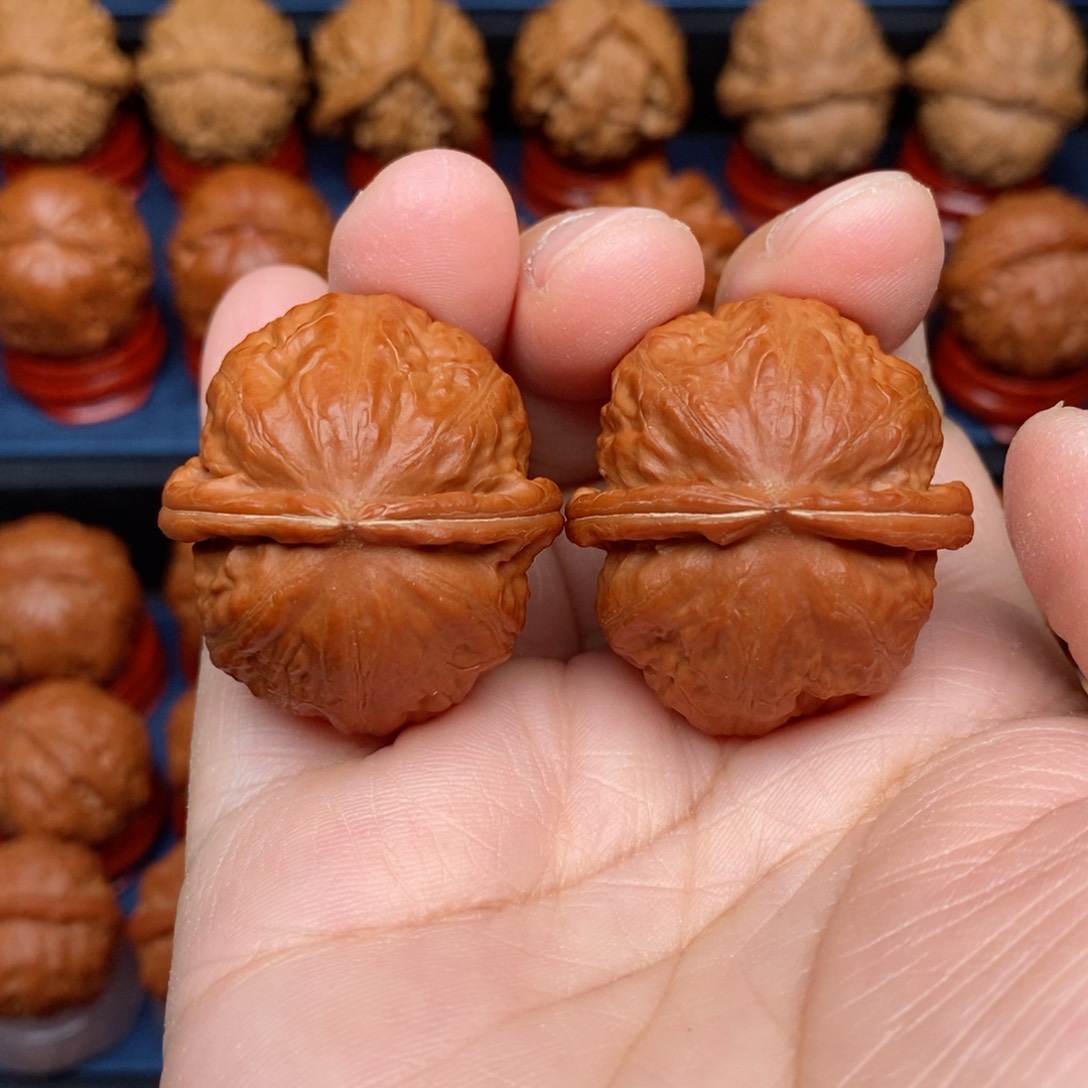 把件文玩核桃手捻野生精品至尊宝