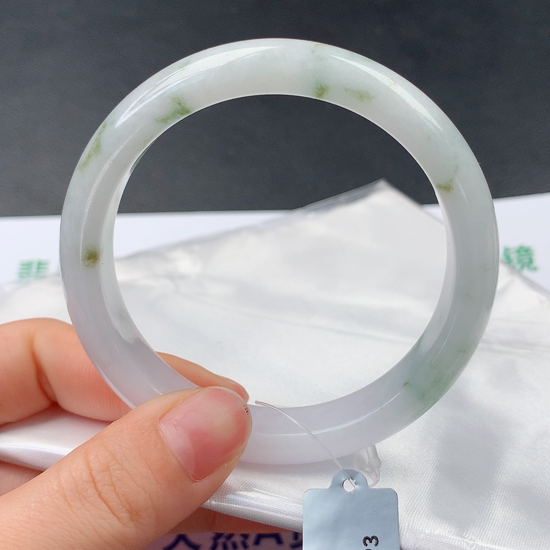 翡翠手镯未镶嵌33正56.6