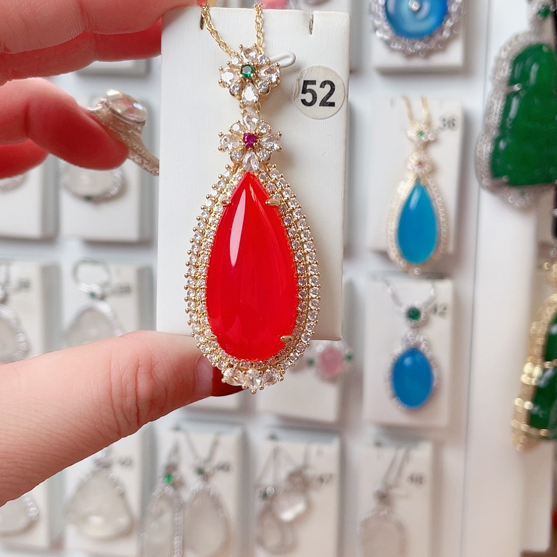 玛瑙/玉髓吊坠(赠链)未镶嵌