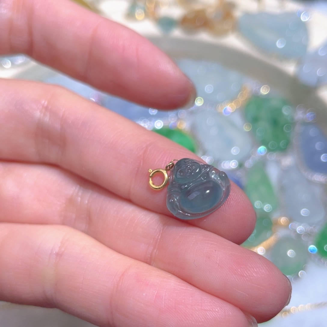 翡翠颈饰18K金镶嵌翡翠