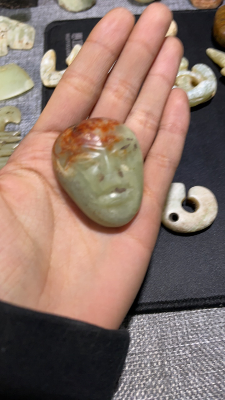 河磨奇石人脸型件