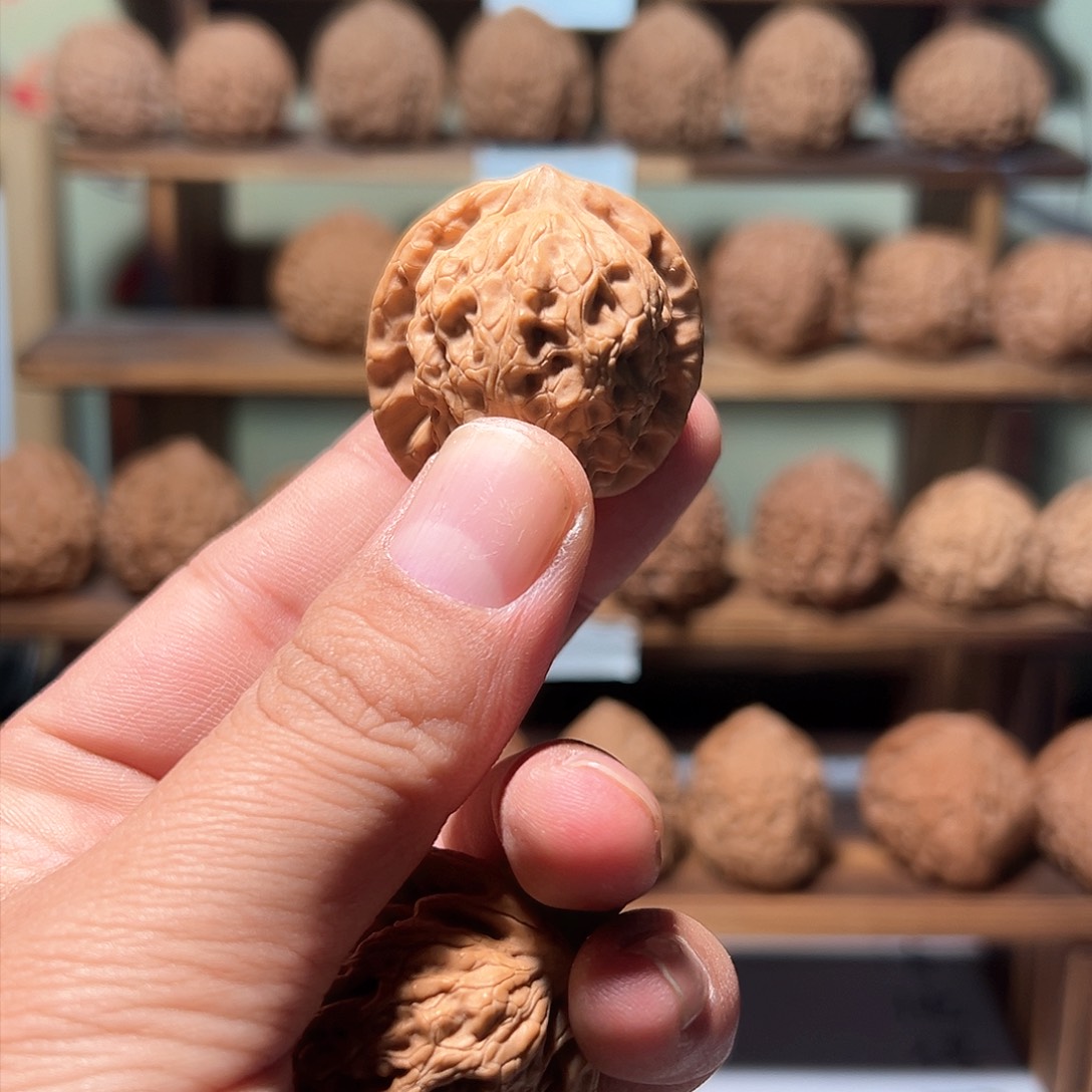 墨***影文玩核桃，蓟县36