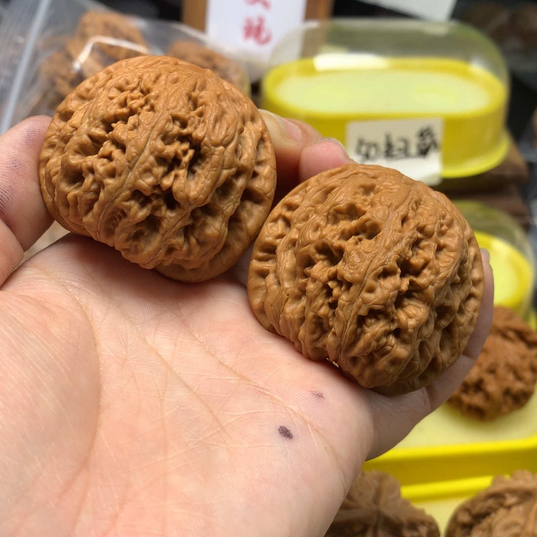 文玩核桃把件46粗筋