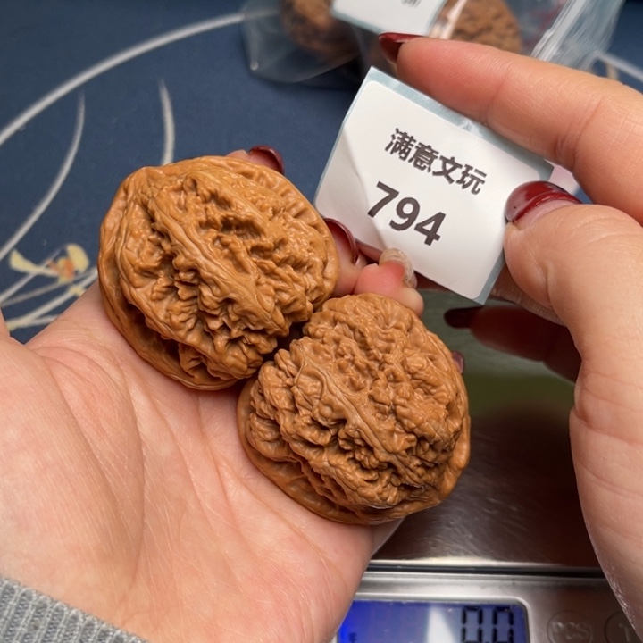 文玩核桃把件粗筋43.794