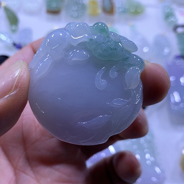 翡翠颈饰未镶嵌天然翡翠A货吊坠