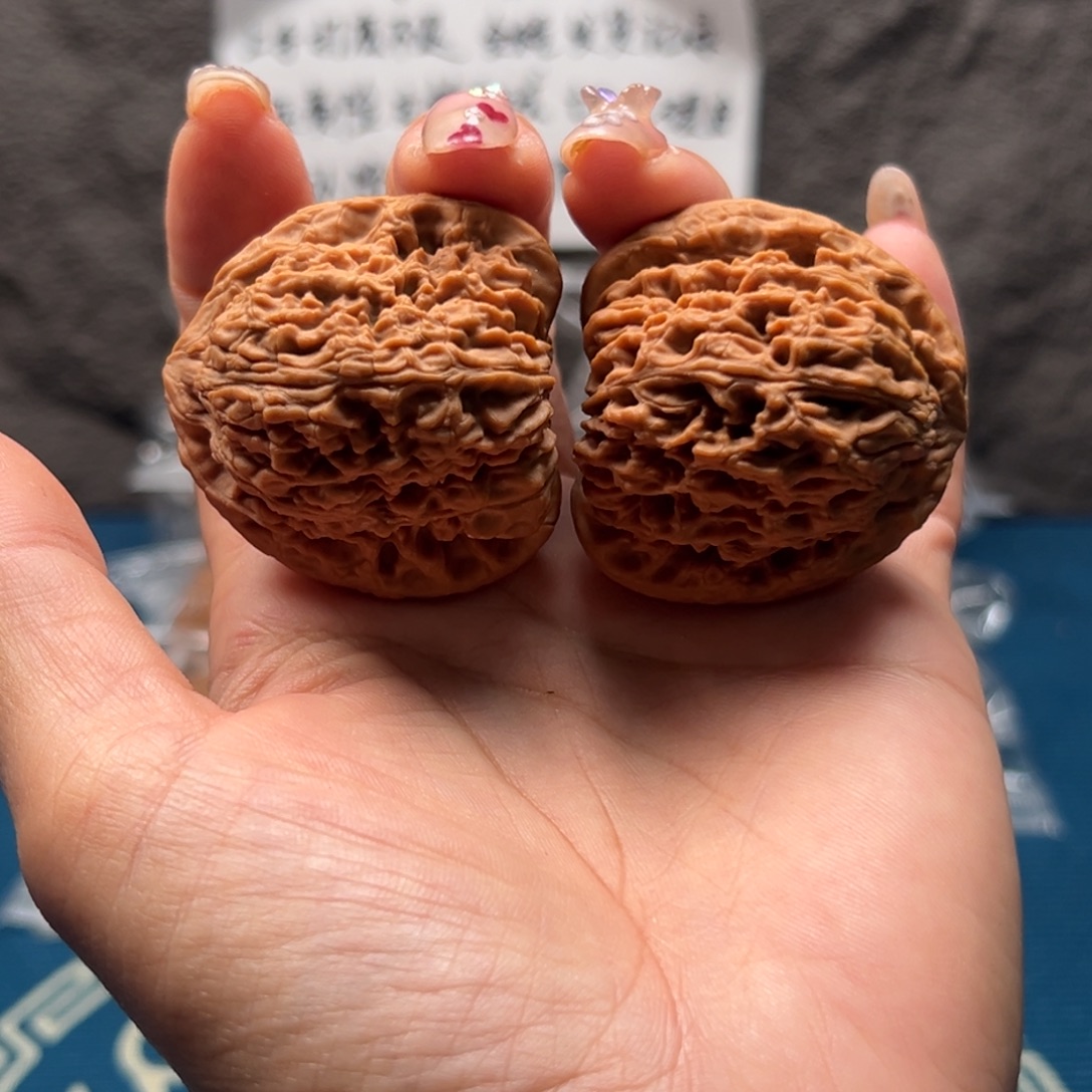 拨***棒把件文玩核桃南疆43黄点