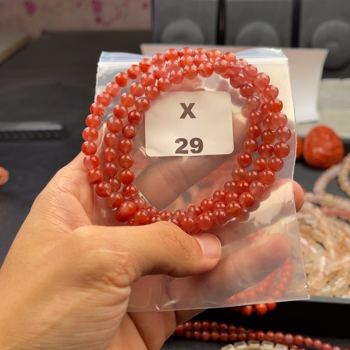 南红玛瑙未镶嵌多样性发货默认微瑕6mm