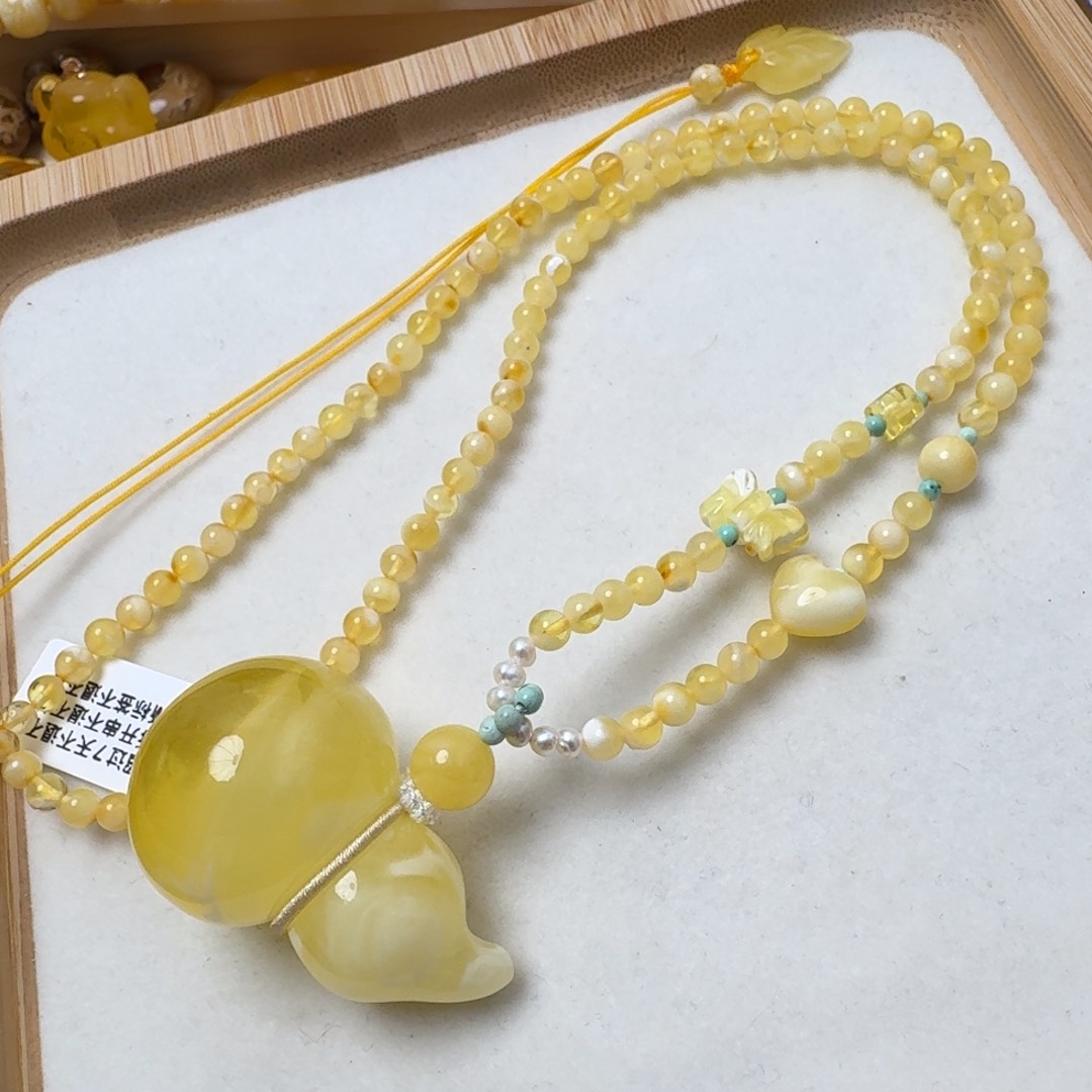 蜜蜡吊坠(赠链)未镶嵌