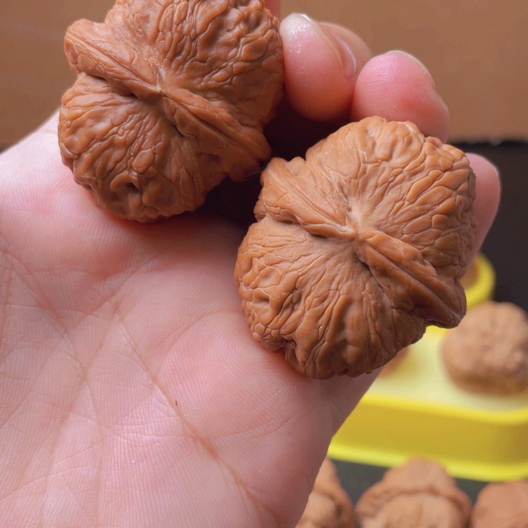把件文玩核桃佳****箱核桃