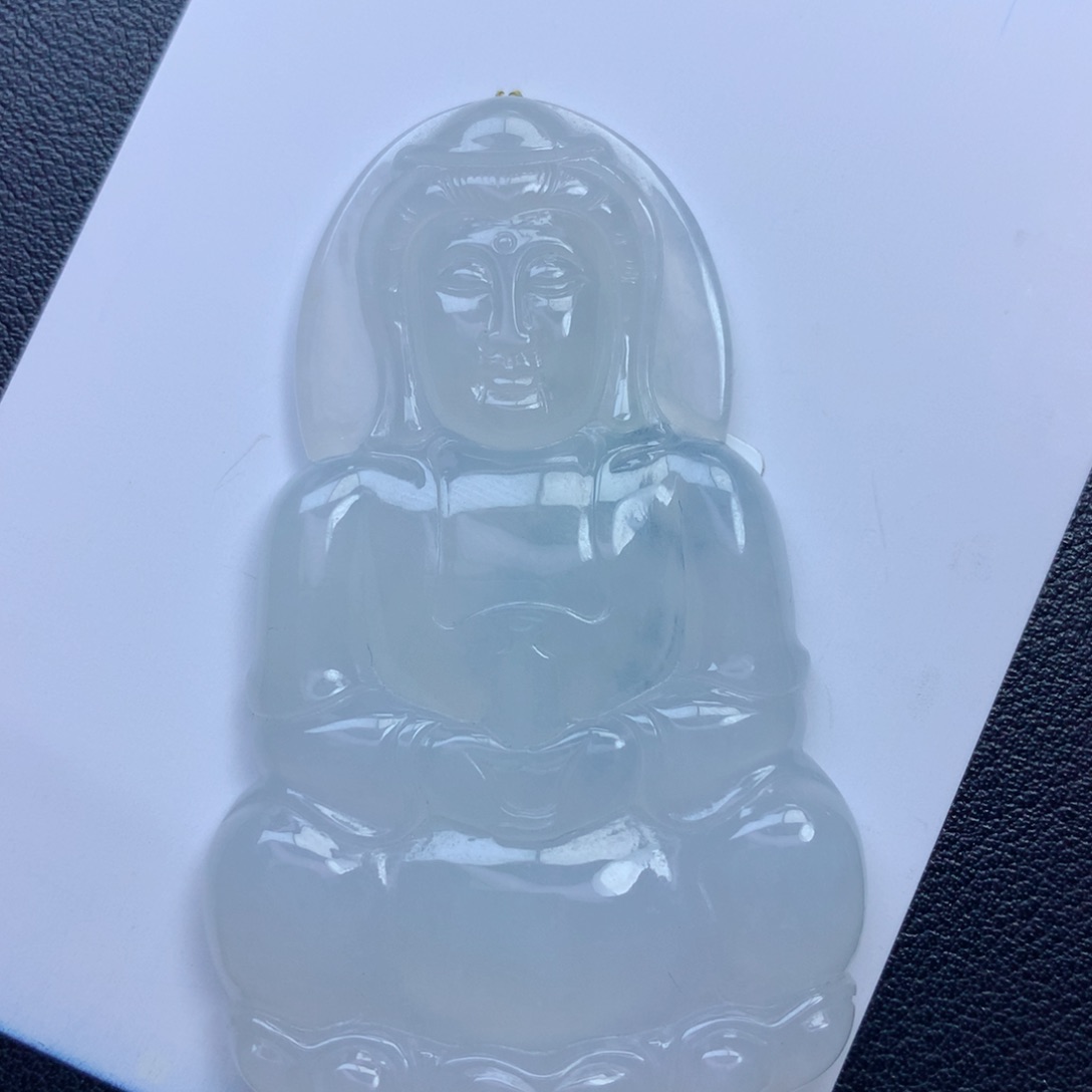 翡翠颈饰未镶嵌观音