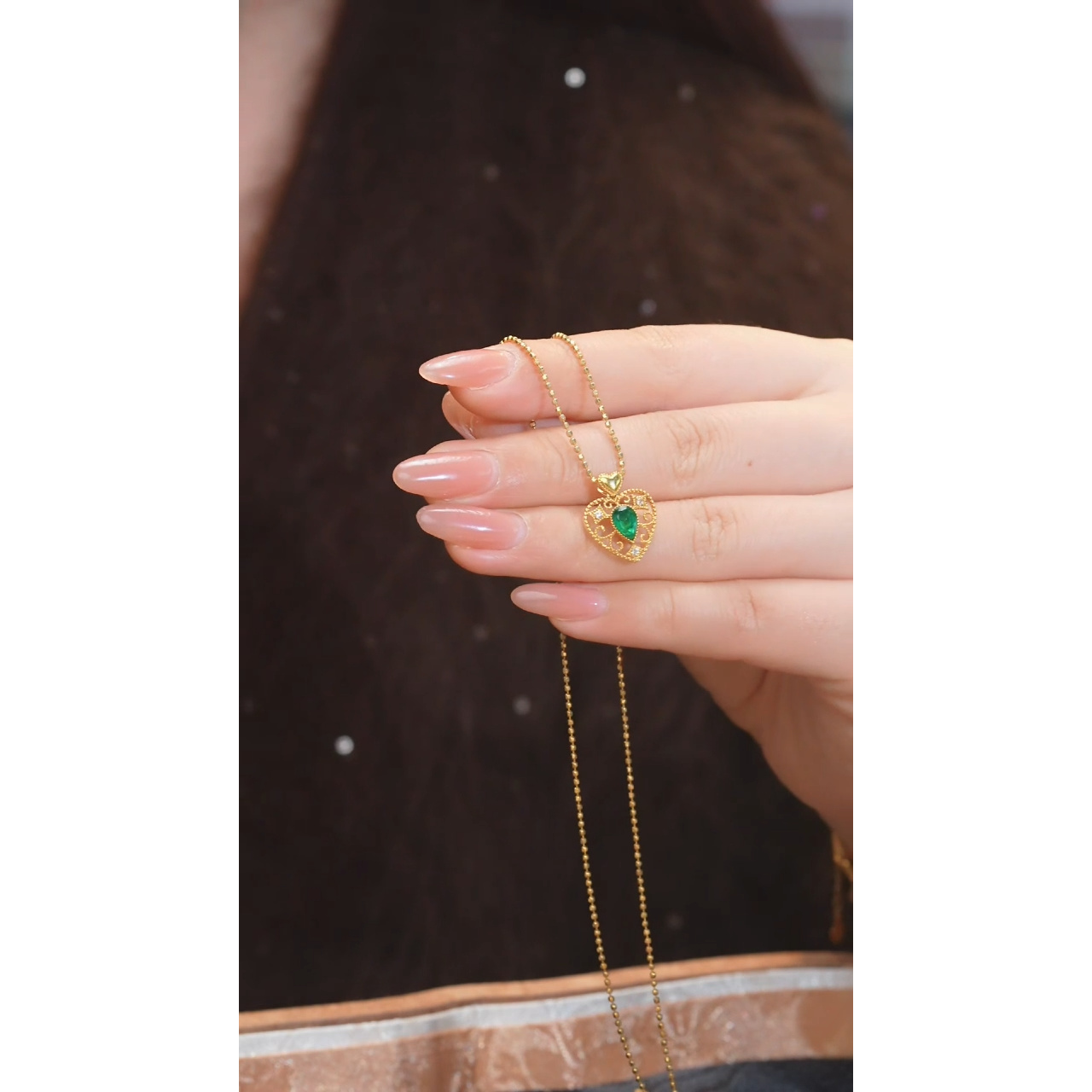 祖母绿吊坠不含链18K金镶嵌@@Q6046