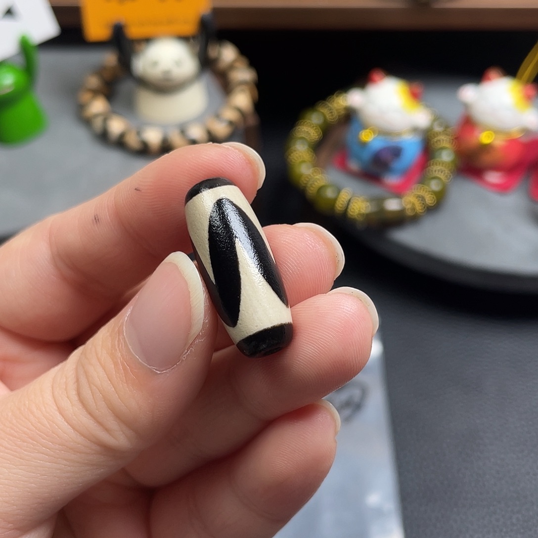 东***事玛瑙/玉髓未镶嵌颈饰