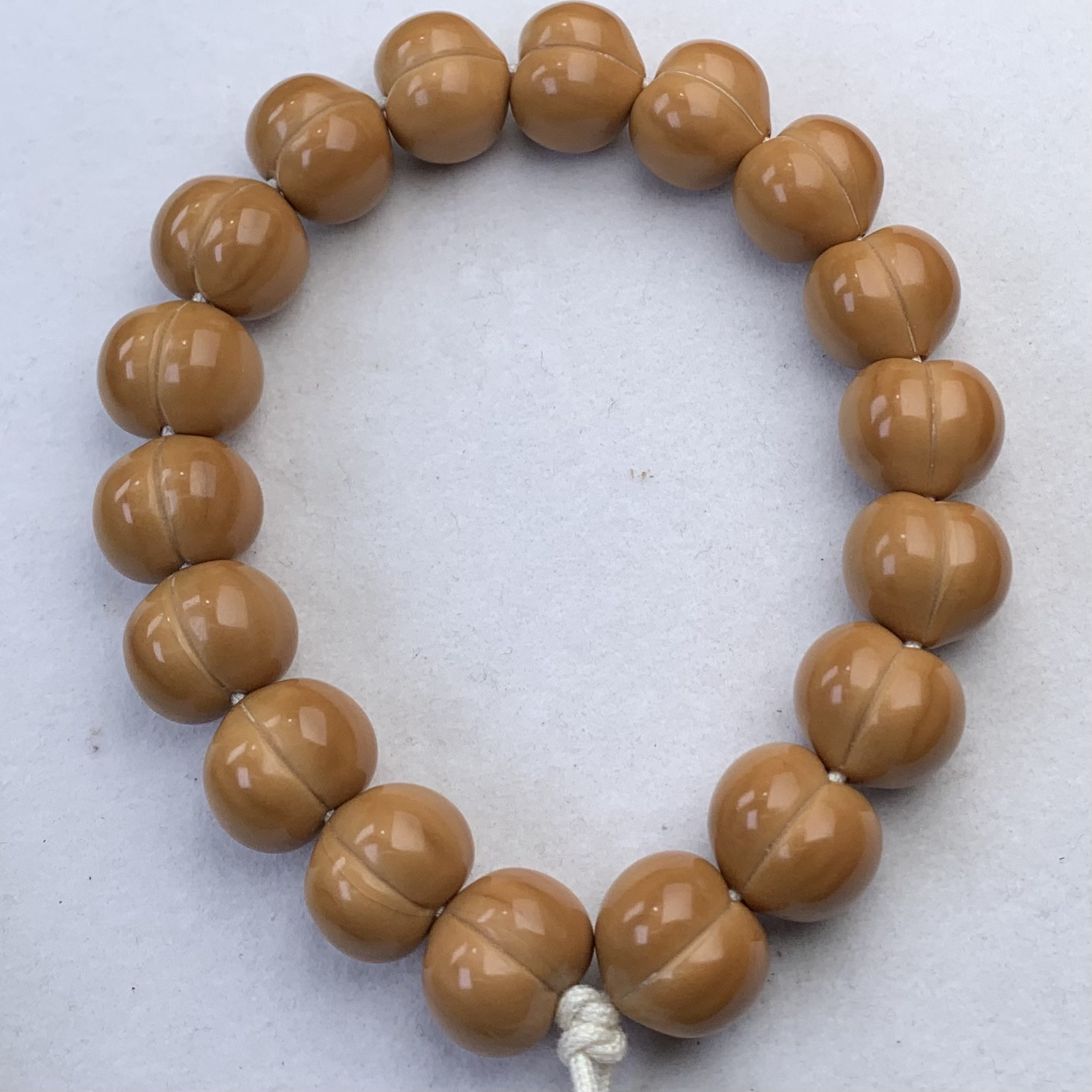 猴头核桃雕刻柯基屁桃手持手工精修亮面尺寸15+mm