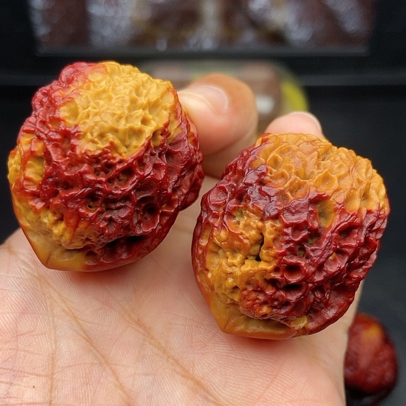 【闪购商品】把件文玩核桃37尺铁狮子球
