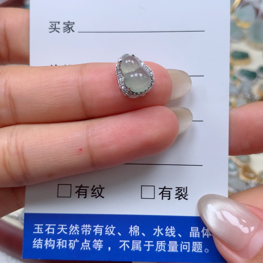 颈饰银S925镶嵌翡翠