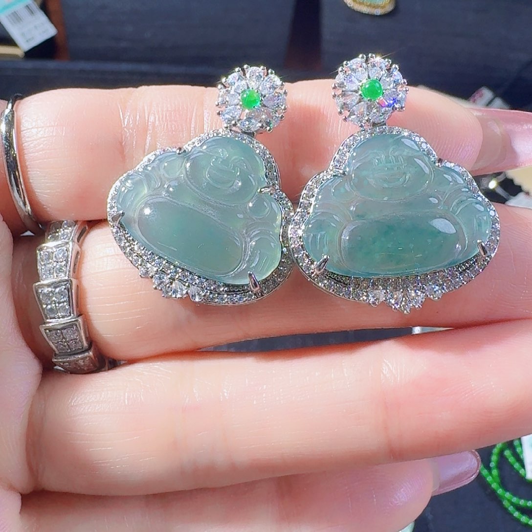 翡翠手镯未镶嵌天然翡翠玉佛公