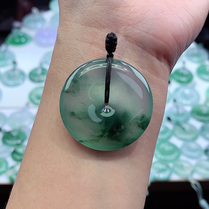 颈饰未镶嵌翡翠W**记34.1*6.1