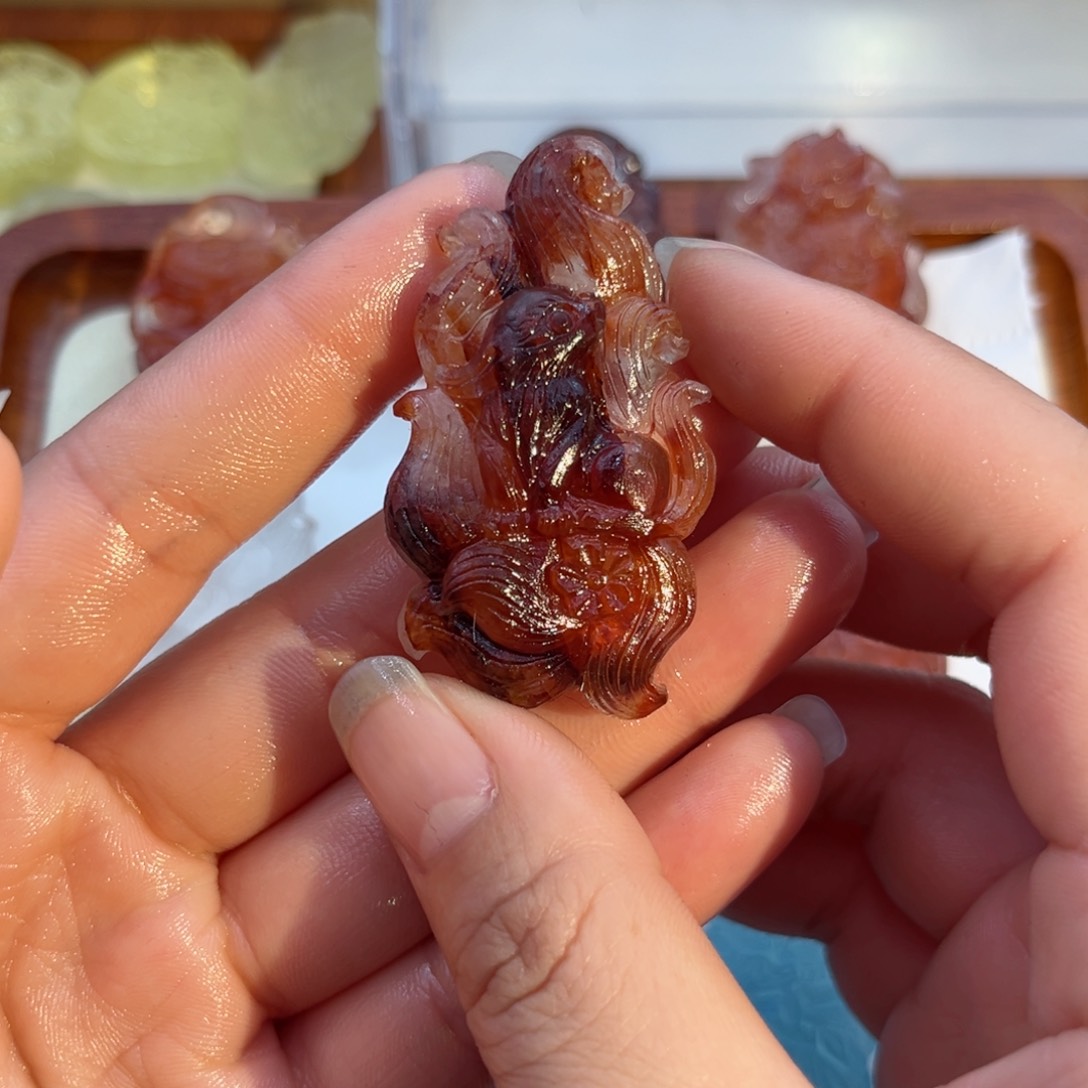 水晶颈饰银S925镶嵌北**离胶花九尾