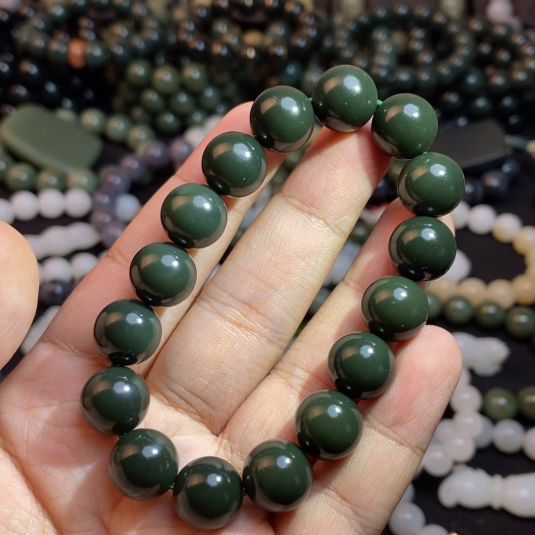 和田玉手串未镶嵌