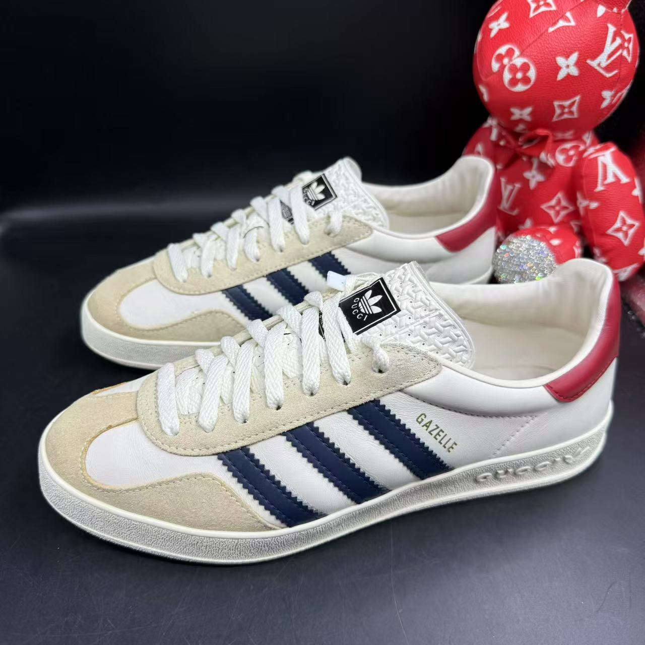 95新 GUCCI/古驰 男士蓝色条纹三叶草德训板鞋41.5欧码 ddm2515