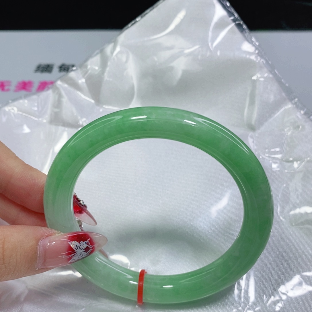 翡翠手镯未镶嵌晨*&56 56 5757