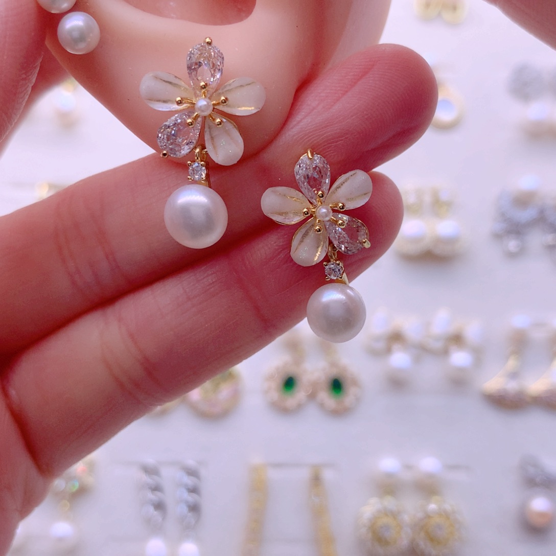 合金淡水珍珠耳饰