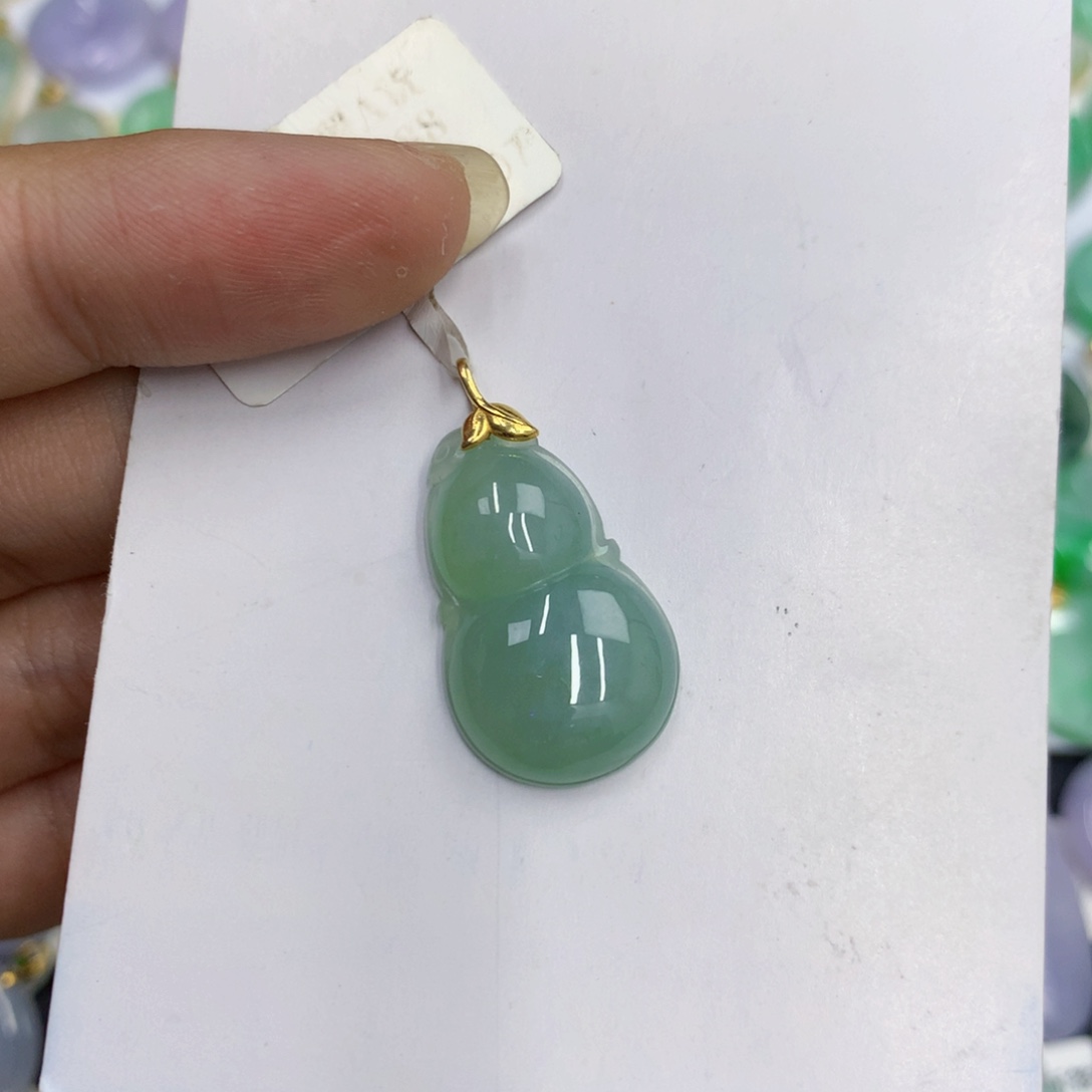 颈饰18K金镶嵌翡翠翡翠
