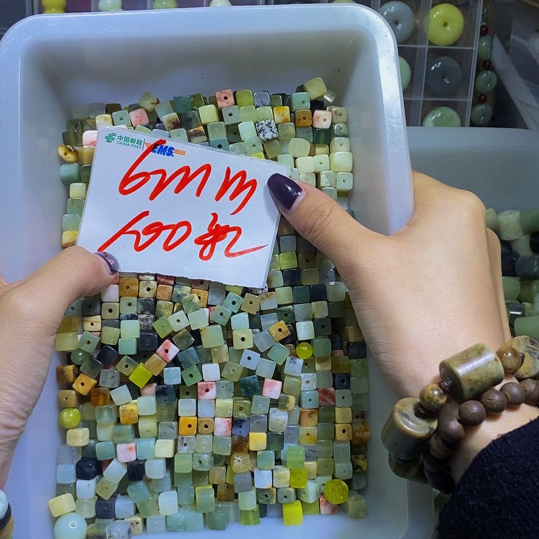 未镶嵌蛇纹石玉其他191