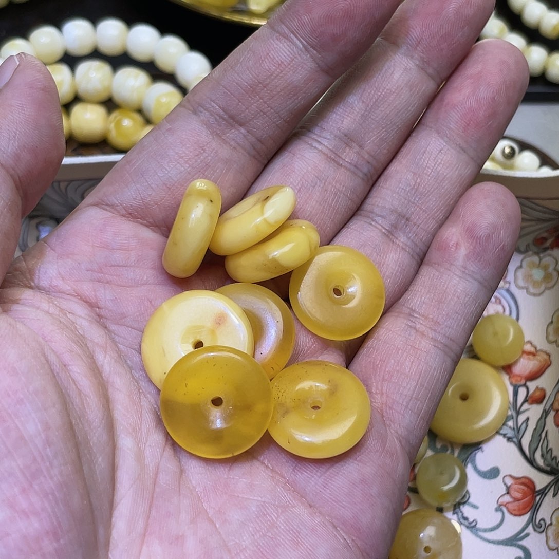 蜜蜡吊坠(不含链)未镶嵌小口子瑕疵多样性