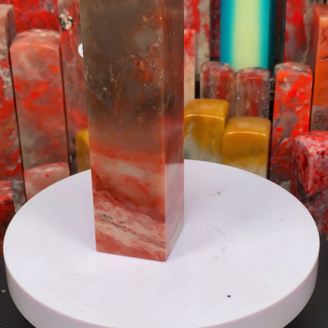 昌化石牛角冻红花印章