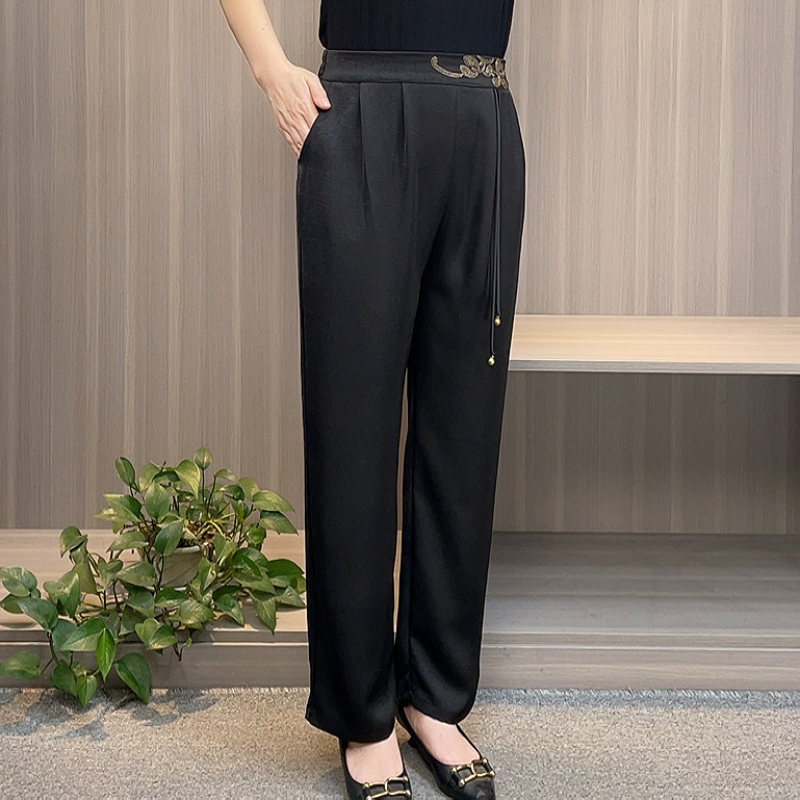 8690夏季刺绣腰中高腰精品气质中老年女裤精品精致女人妈妈装