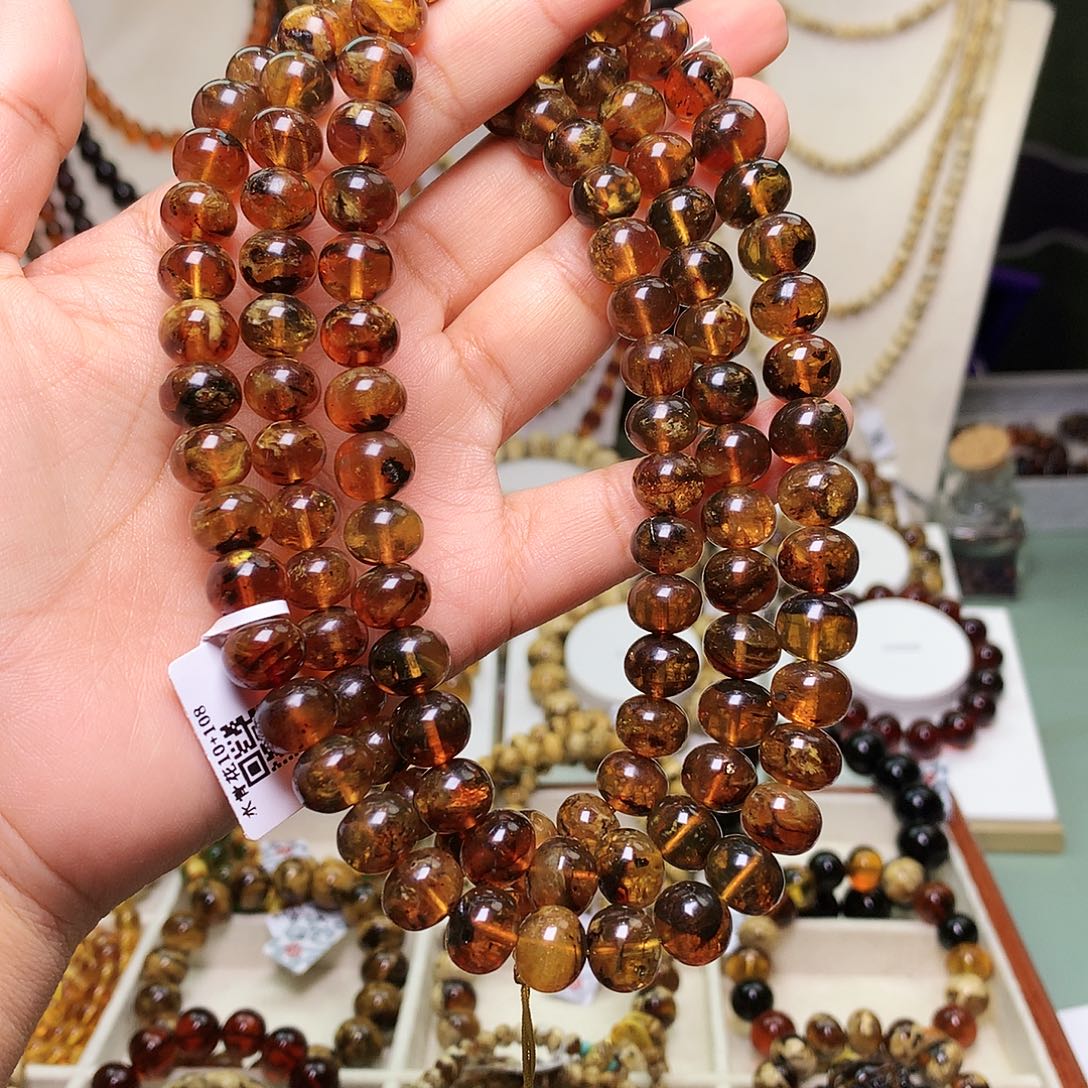 征***途琥珀未镶嵌裸石抚顺琥珀259