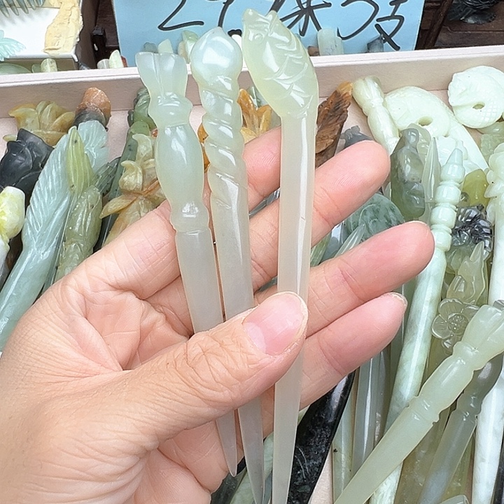 蛇纹石玉未镶嵌发簪