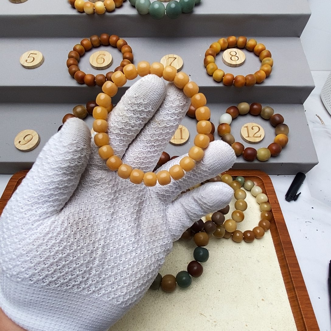 淡***然菩提根/象牙果手串