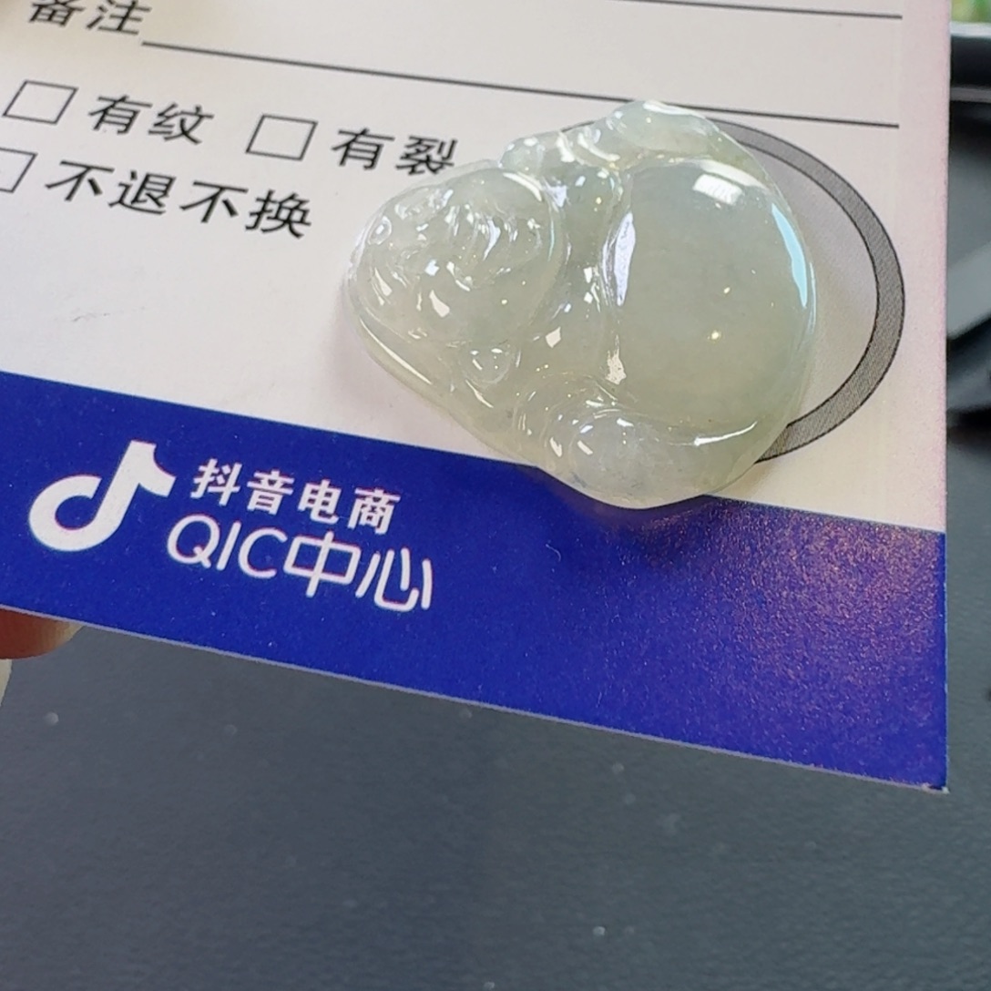 翡翠颈饰未镶嵌颈饰