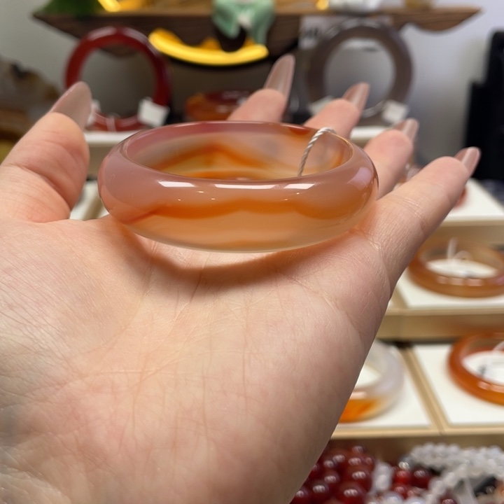 玛瑙/玉髓未镶嵌手镯