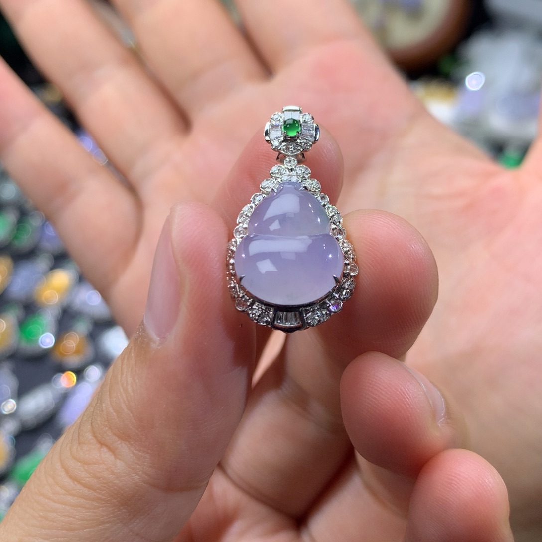 翡翠18K金镶嵌吊坠(不含链)签收后48小时鉴赏期