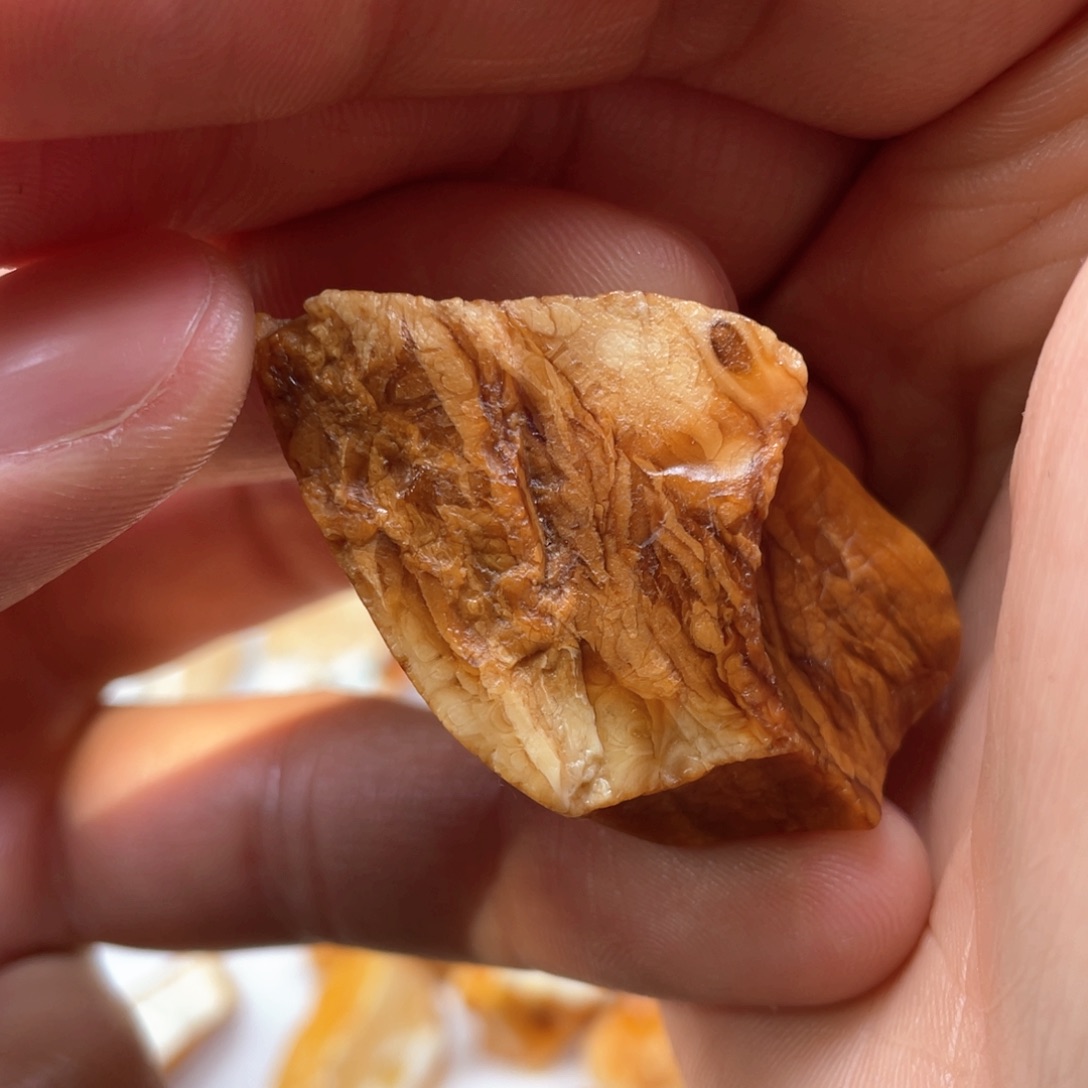 定制琥珀未镶嵌蜜蜡原石定制