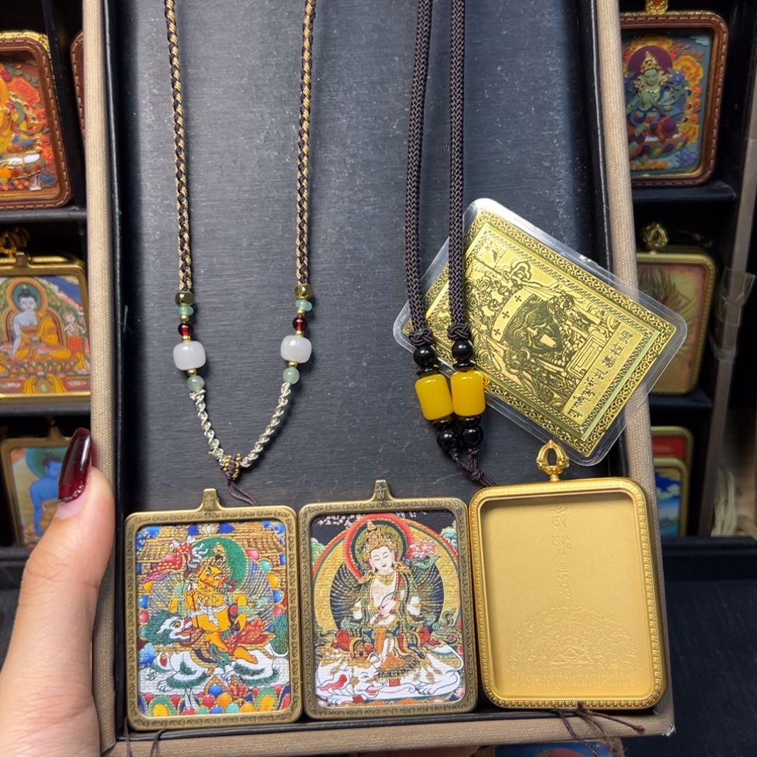 吊坠美丽的小镇和美丽的小