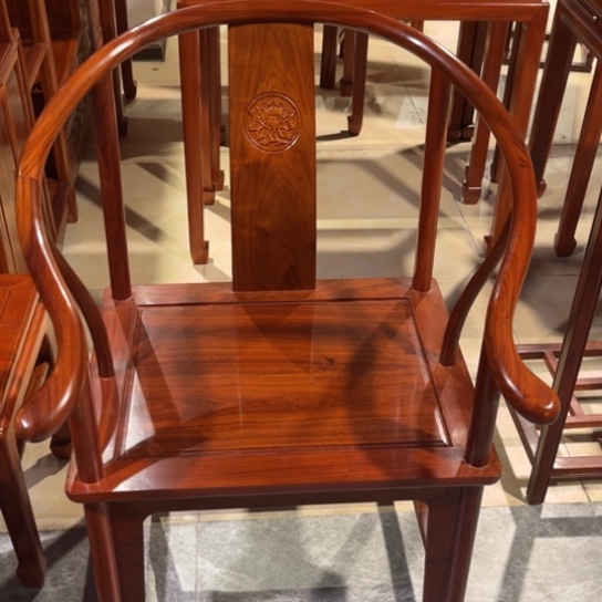 秋***谈紫檀木类家具圈椅